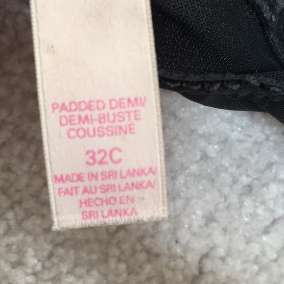 Victoria Secret Lace Padded Demi - Picture 7 of 12